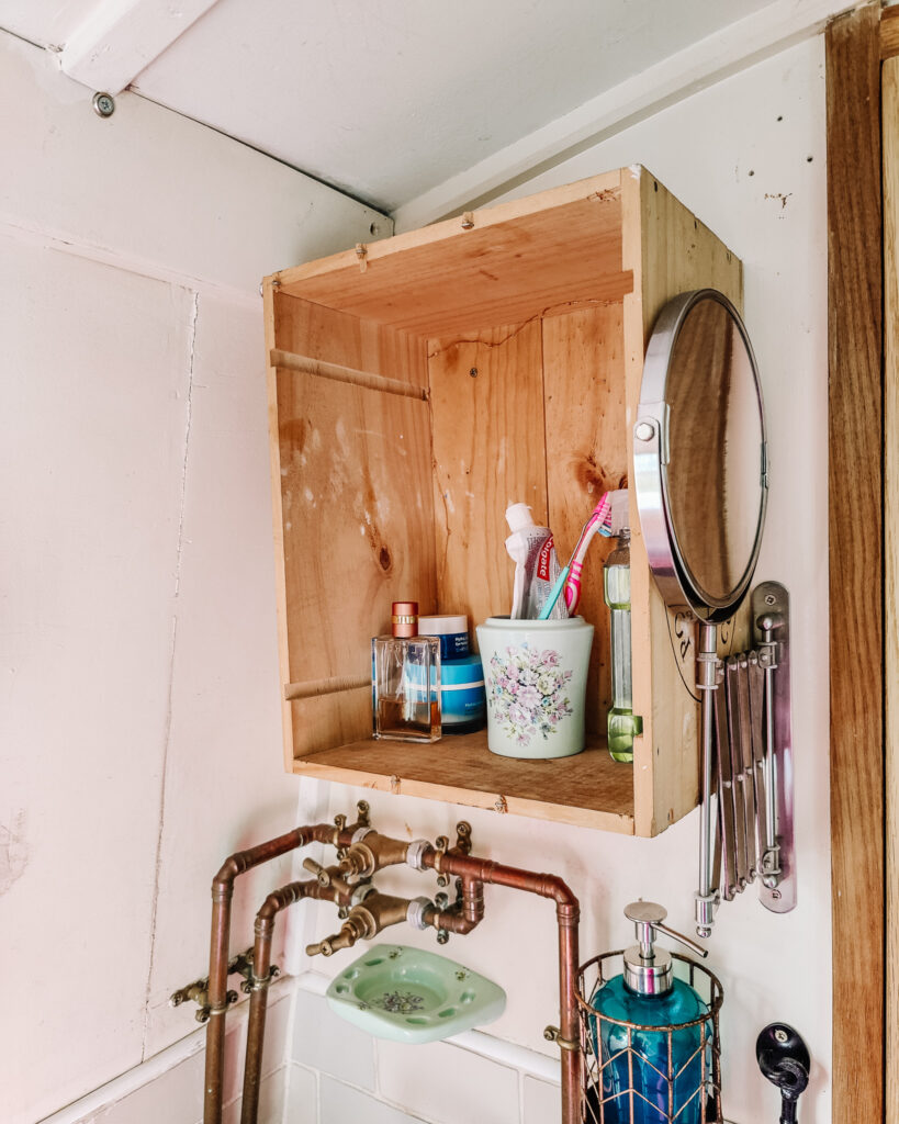 More Bulkheads for Storage in a bathroom